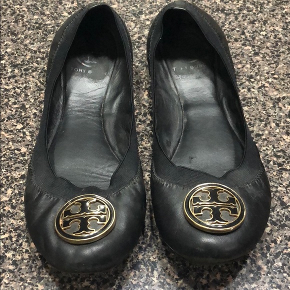 Tory Burch black flats. - Picture 1 of 5